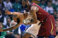 开云体育下载-凯尔特人大胜公牛，泰伦卢首秀失利