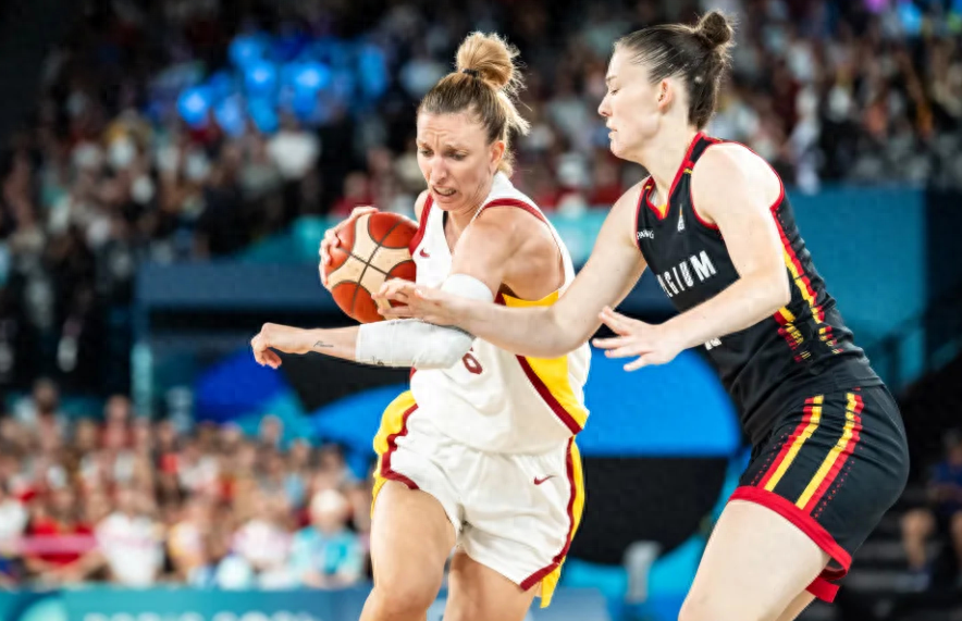 荷兰击败比利时，晋级四强