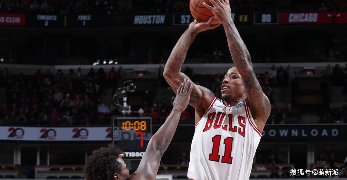 包含猛龙逆转太阳，武切维奇状态火热的词条